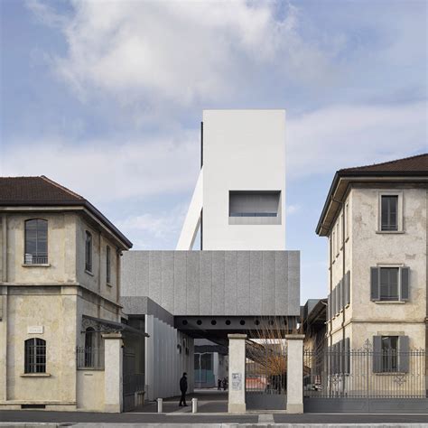 progetto fondazione prada|prada foundation oma.